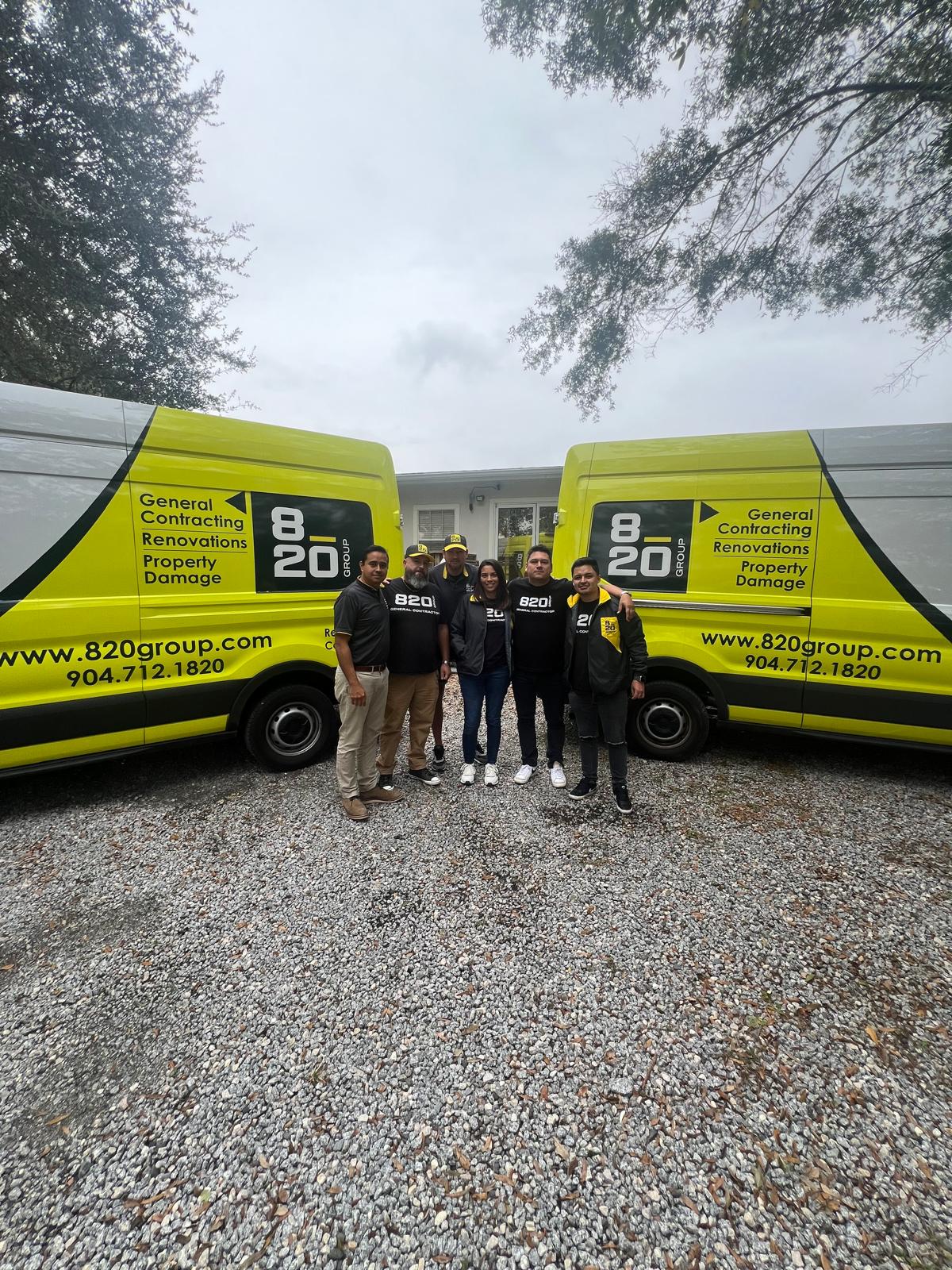820 Group crew and service fleet
